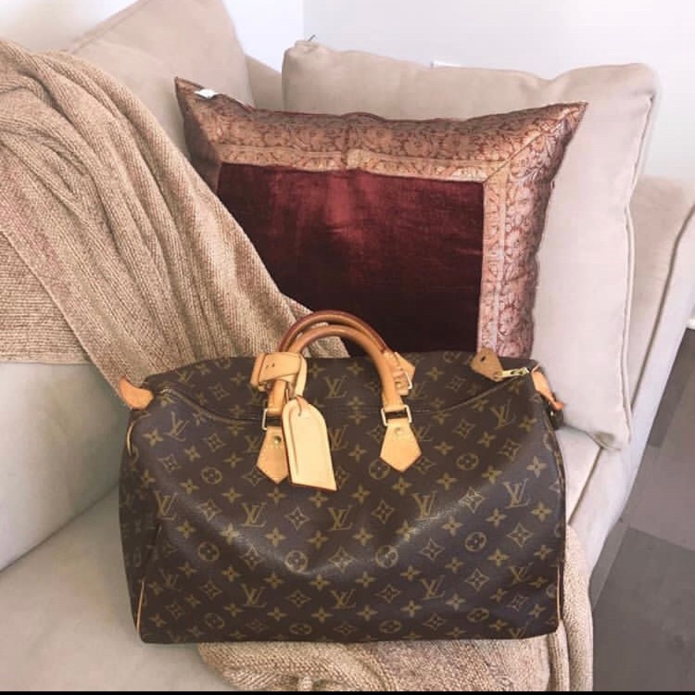 Authentic Louis Vuitton Speedy 40